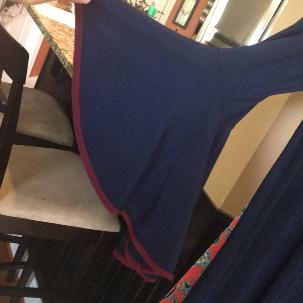 Dress - Picture 9 of 9
